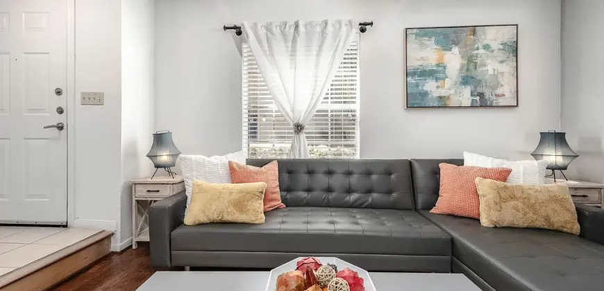 Woodway Garden Townhomes