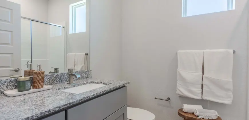 YardHomes Meadow Lake