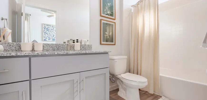 YardHomes Meadow Lake