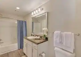 Rental by Apartment Wolf | 5 Oaks | 18203 Westfield Place Dr, Houston, TX 77090 | apartmentwolf.com