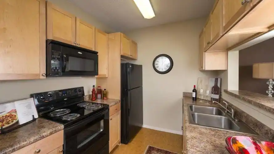 Rental by Apartment Wolf | Gables Katy Trail | 2821 Carlisle St, Dallas, TX 75204 | apartmentwolf.com