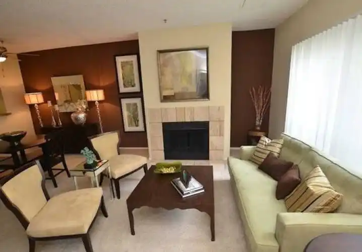 Rental by Apartment Wolf | Gables Katy Trail | 2821 Carlisle St, Dallas, TX 75204 | apartmentwolf.com