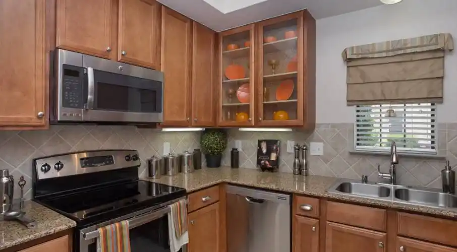 Rental by Apartment Wolf | Estancia Townhomes | 5515 Estancia Cir, Dallas, TX 75248 | apartmentwolf.com