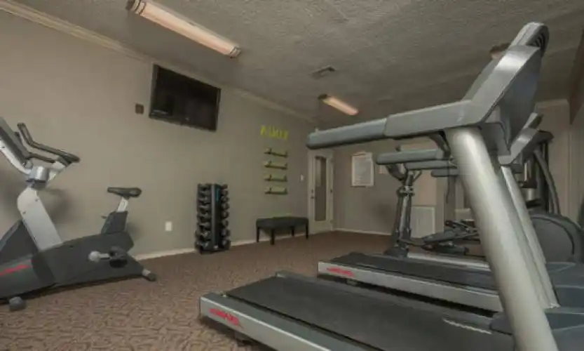 Rental by Apartment Wolf | Fossil Hill | 5700 N Beach St, Fort Worth, TX 76137 | apartmentwolf.com