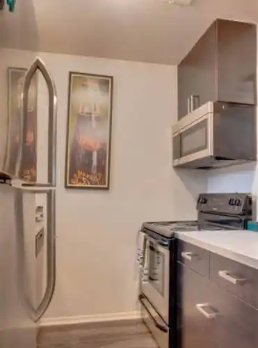 Rental by Apartment Wolf | Hulen Park Place Townhomes | 3602 Eldridge St, Fort Worth, TX 76107 | apartmentwolf.com