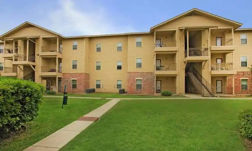 Rental by Apartment Wolf | The Villages at Lost Creek | 15302 Judson Rd, San Antonio, TX 78247 | apartmentwolf.com