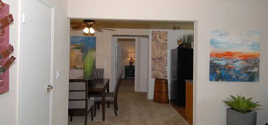 Rental by Apartment Wolf | MacArthur Park | 812 Kinwest, Irving, TX 75063 | apartmentwolf.com