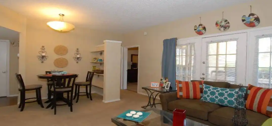 Rental by Apartment Wolf | Summerbend | 1301 Meadow Creek Cir, Irving, TX 75038 | apartmentwolf.com