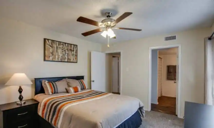 Rental by Apartment Wolf | Bay Island at Harbor Point | 6109 Bay Island Dr, Garland, TX 75043 | apartmentwolf.com