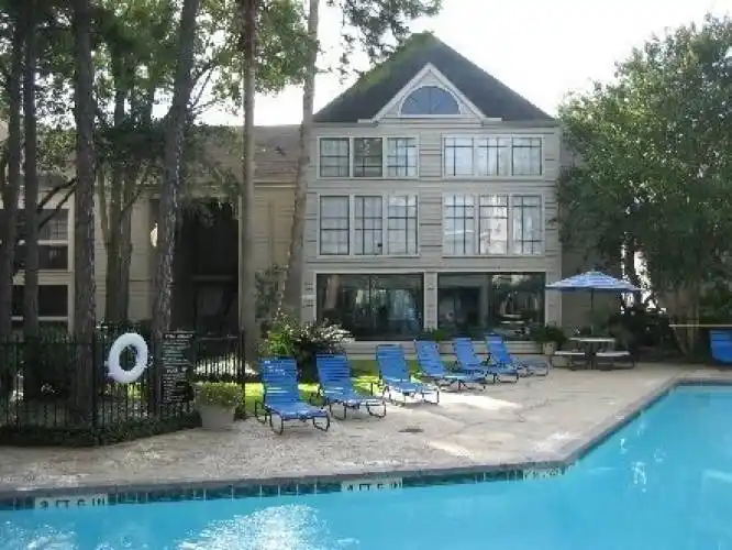 Rental by Apartment Wolf | Steeples | 2151 S Kirkwood Dr, Houston, TX 77077 | apartmentwolf.com