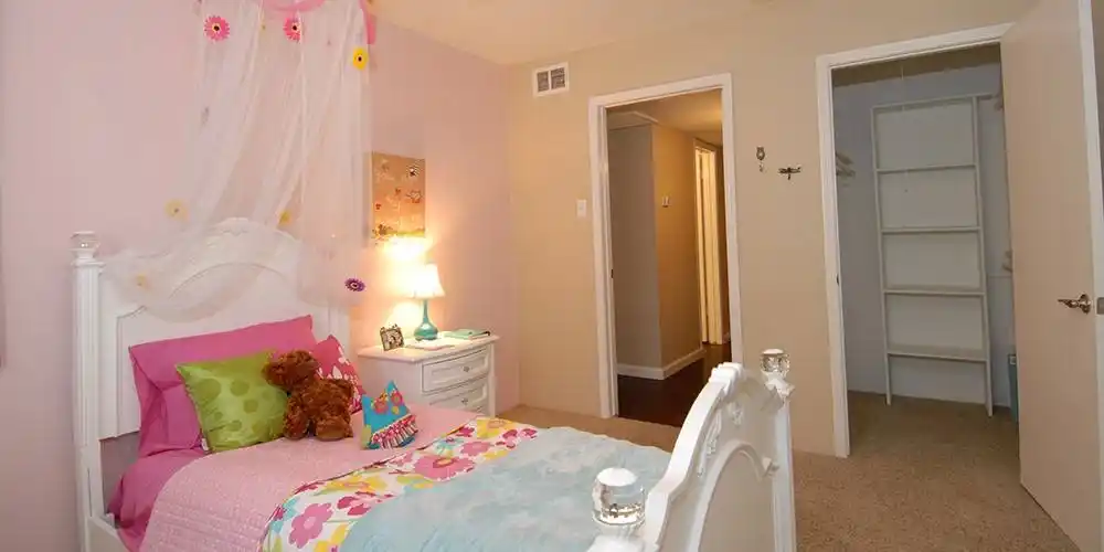 Rental by Apartment Wolf | Yorktown | 2530 Yorktown St, Houston, TX 77056 | apartmentwolf.com