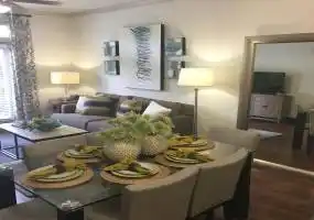 Rental by Apartment Wolf | Sendera At Greenway | 3400 Edloe St, Houston, TX 77027 | apartmentwolf.com