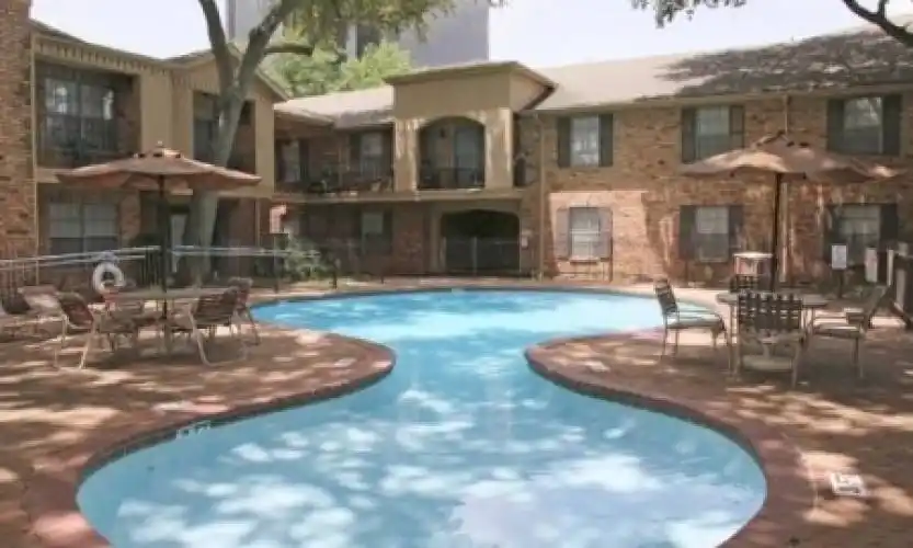 Rental by Apartment Wolf | Sendera At Greenway | 3400 Edloe St, Houston, TX 77027 | apartmentwolf.com