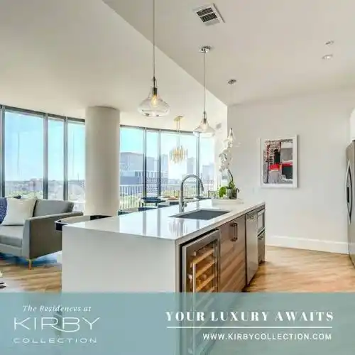 Rental by Apartment Wolf | The Residences at Kirby Collection | 3333 Lake St, Houston, TX 77098 | apartmentwolf.com