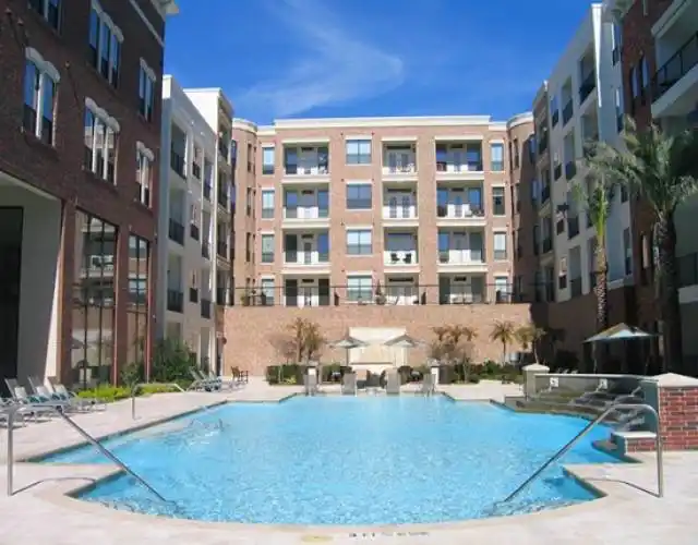 Rental by Apartment Wolf | The Fairmont on San Felipe | 6363 San Felipe St, Houston, TX 77057 | apartmentwolf.com