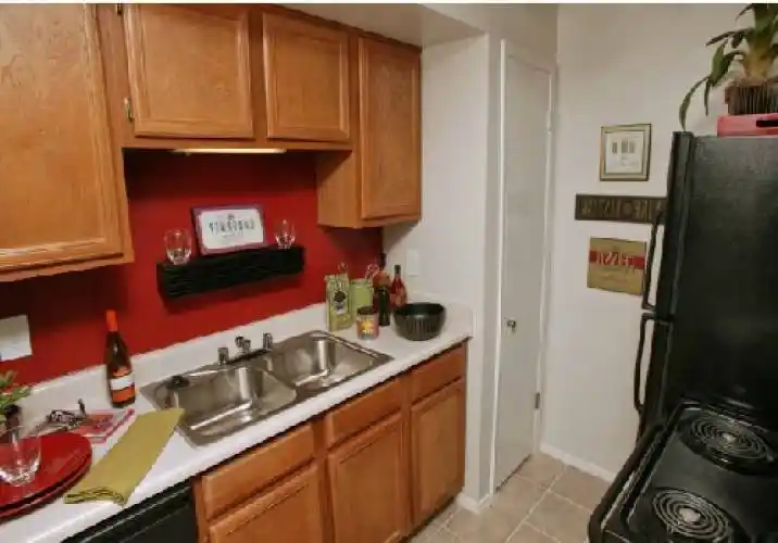 Rental by Apartment Wolf | The Village Lakes | 8610 Southwestern Blvd, Dallas, TX 75206 | apartmentwolf.com