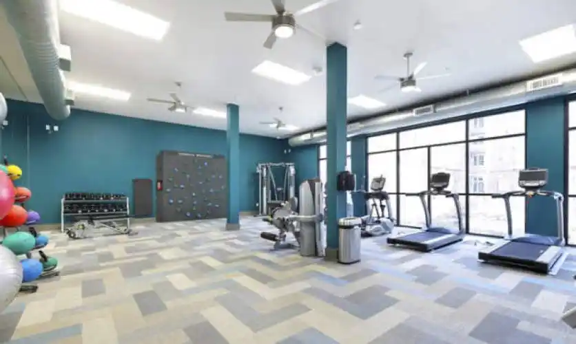 Rental by Apartment Wolf | South 400 | 400 S Jennings Ave, Fort Worth, TX 76104 | apartmentwolf.com