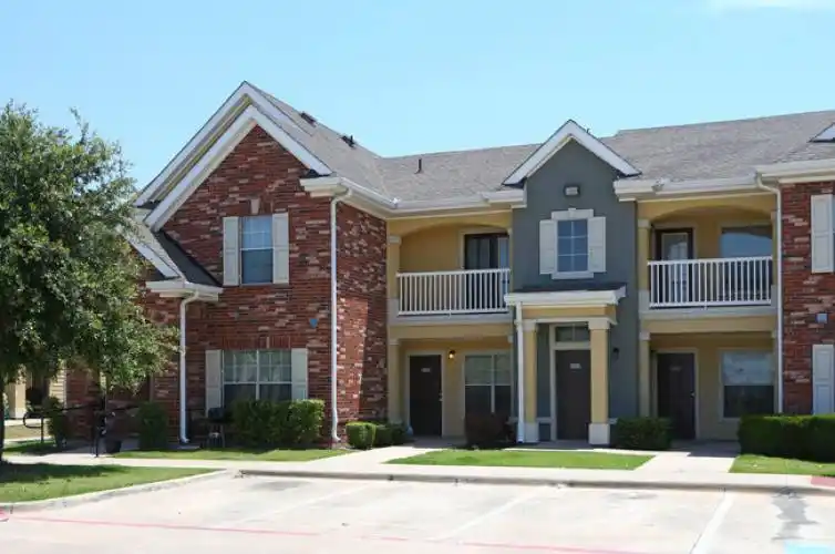 Rental by Apartment Wolf | Ironwood Crossing | 2600 Western Center Blvd, Fort Worth, TX 76131 | apartmentwolf.com