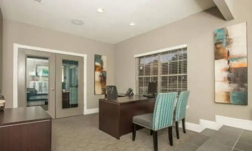 Rental by Apartment Wolf | Estrada Oaks | 2115 Estrada Pky, Irving, TX 75061 | apartmentwolf.com