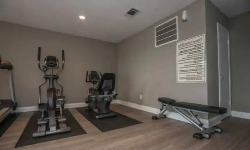 Rental by Apartment Wolf | Estrada Oaks | 2115 Estrada Pky, Irving, TX 75061 | apartmentwolf.com