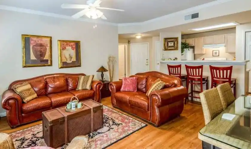 Rental by Apartment Wolf | La Mirage | 8050 Oakdell Way, San Antonio, TX 78240 | apartmentwolf.com