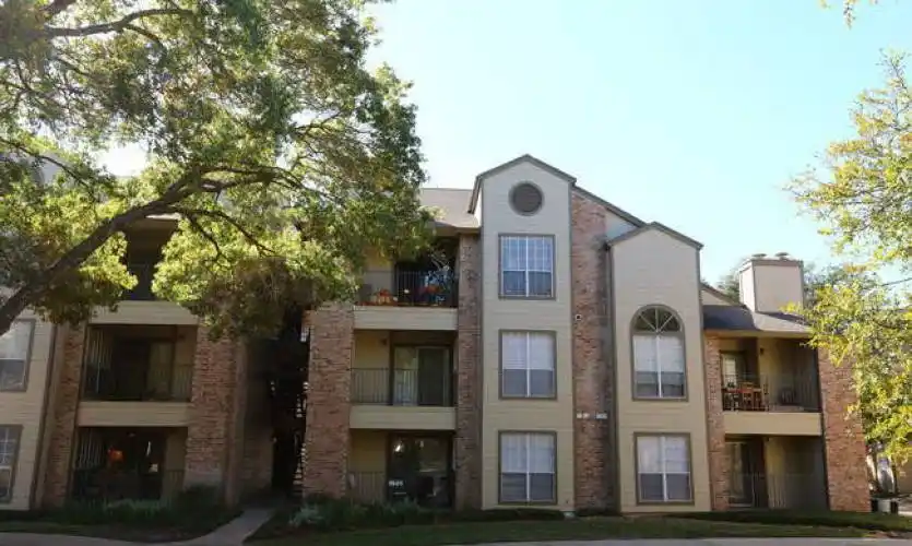 Rental by Apartment Wolf | Vista Crossing | 1110 Vista Valet Vis, San Antonio, TX 78216 | apartmentwolf.com