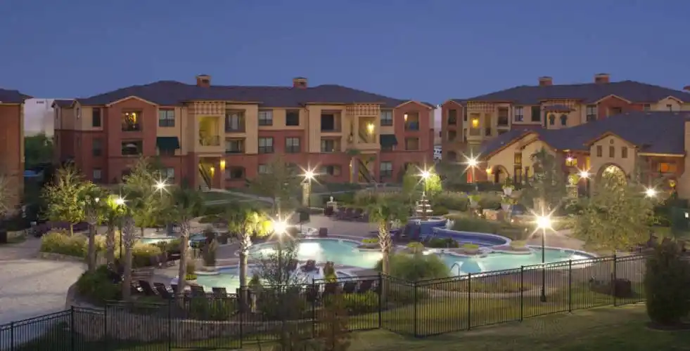 Rental by Apartment Wolf | Bella Madera | 2914 Olmos Creek Dr, San Antonio, TX 78230 | apartmentwolf.com