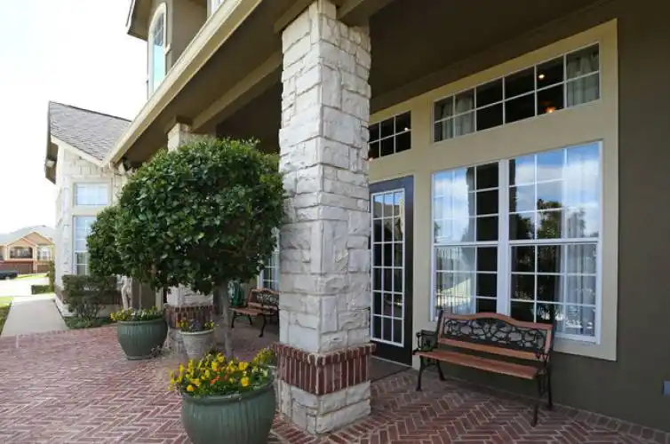 Rental by Apartment Wolf | Oxford at Iron Horse | 6100 Browning Dr, North Richland Hills, TX 76180 | apartmentwolf.com