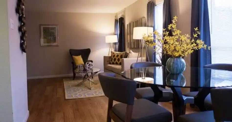 Rental by Apartment Wolf | Huntington Glen Apartments | 12023 Bissonnet St, Houston, TX 77099 | apartmentwolf.com