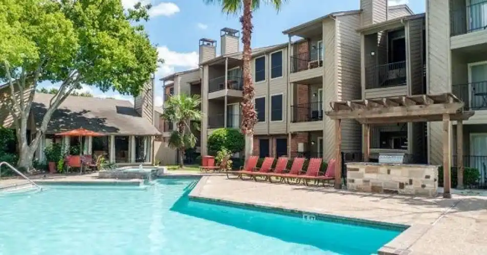 Rental by Apartment Wolf | Huntington Glen Apartments | 12023 Bissonnet St, Houston, TX 77099 | apartmentwolf.com