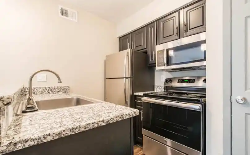 Rental by Apartment Wolf | Everton At Bellmar | 10588 Stone Canyon Rd, Dallas, TX 75230 | apartmentwolf.com