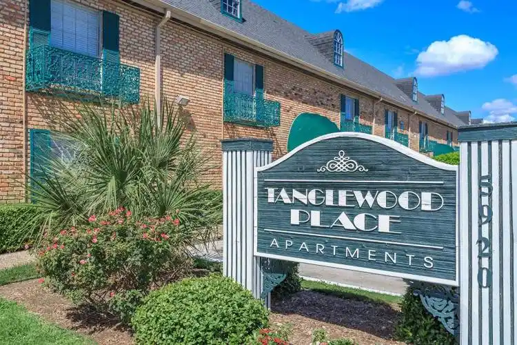 Rental by Apartment Wolf | Tanglewood Place Apartments | 5920 Beverlyhill St, Houston, TX 77057 | apartmentwolf.com