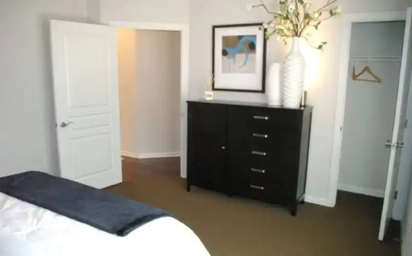 Rental by Apartment Wolf | Verona | 13330 Noel Rd, Dallas, TX 75240 | apartmentwolf.com