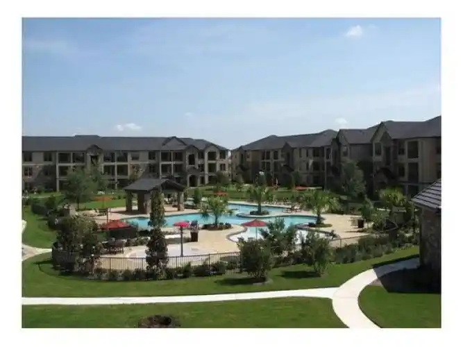 Rental by Apartment Wolf | Discovery at Shadow Creek Ranch | 2526 Business Center Dr, Pearland, TX 77584 | apartmentwolf.com