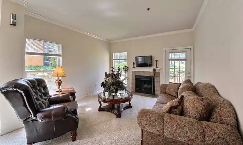 Rental by Apartment Wolf | Toscana at Sonterra | 19275 Stone Oak Pky, San Antonio, TX 78258 | apartmentwolf.com