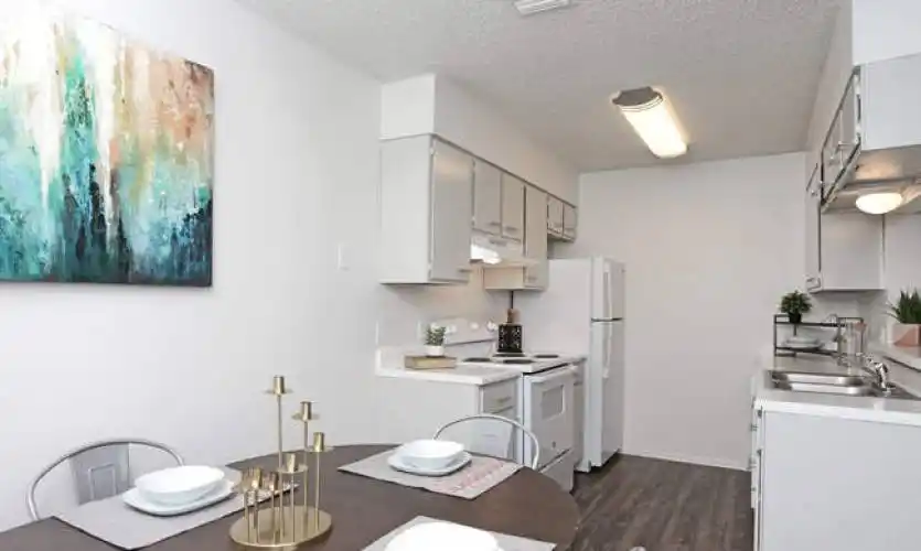 Rental by Apartment Wolf | Live Oak Place | 13012 Oak Terrace Dr, San Antonio, TX 78233 | apartmentwolf.com