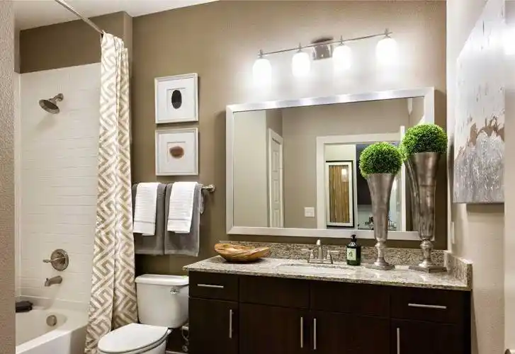 Rental by Apartment Wolf | Amli Campion Trail | 777 Lake Carolyn Pky, Irving, TX 75039 | apartmentwolf.com