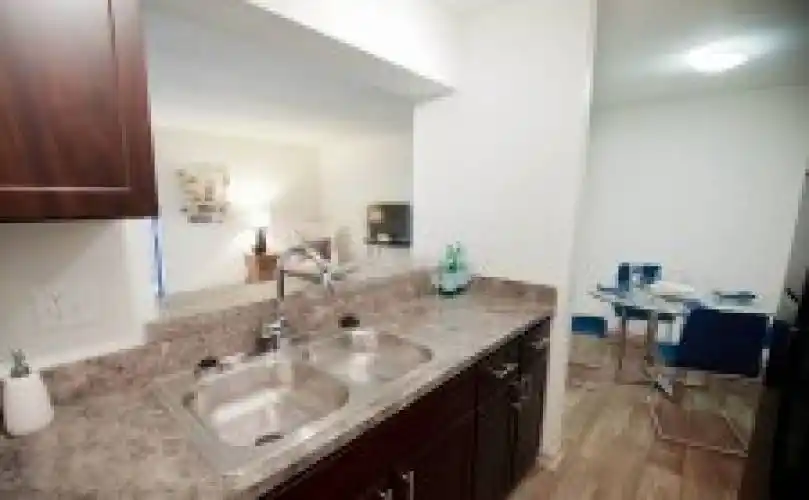 Rental by Apartment Wolf | Calloway at Las Colinas | 7300 Parkridge Blvd, Irving, TX 75063 | apartmentwolf.com