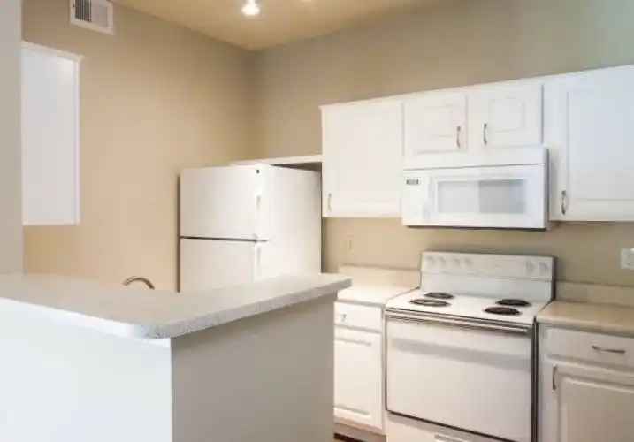 Rental by Apartment Wolf | Verandah at Valley Ranch | 8600 Valley Ranch Pky W, Irving, TX 75063 | apartmentwolf.com