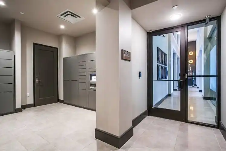 Rental by Apartment Wolf | Gables Water Street | 5270 N O'Connor Blvd, Irving, TX 75039 | apartmentwolf.com