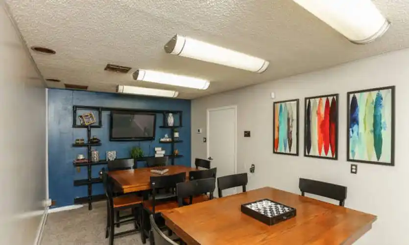 Rental by Apartment Wolf | Oak Terrace | 9203 W IH-10, San Antonio, TX 78230 | apartmentwolf.com