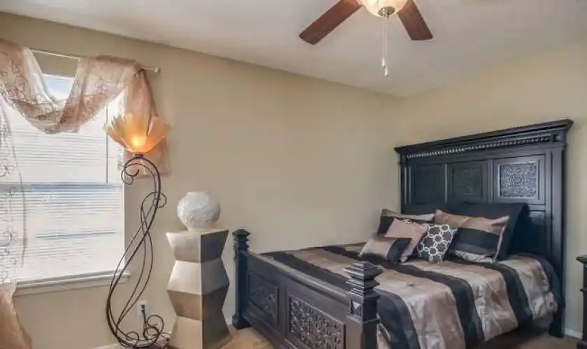 Rental by Apartment Wolf | Pearl Park | 5100 NW Loop 410, San Antonio, TX 78229 | apartmentwolf.com