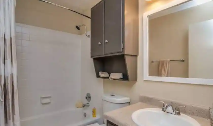 Rental by Apartment Wolf | Pearl Park | 5100 NW Loop 410, San Antonio, TX 78229 | apartmentwolf.com