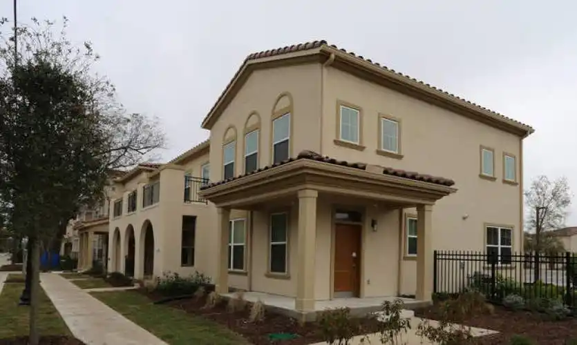 Rental by Apartment Wolf | East Meadows Apartments | 1223 N Walters, San Antonio, TX 78202 | apartmentwolf.com