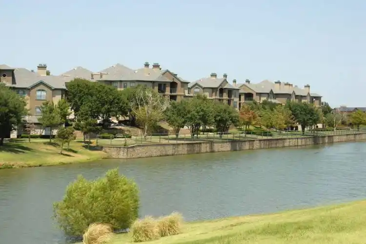 Rental by Apartment Wolf | The Villas at Beaver Creek | 1000 Meadow Creek Dr, Irving, TX 75038 | apartmentwolf.com