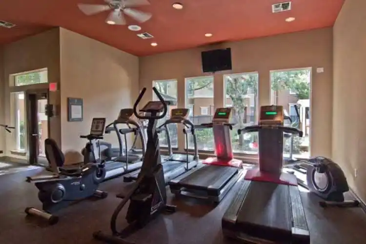 Rental by Apartment Wolf | Cascade at Fountain Lake | 10502 Fountain Lake Dr, Stafford, TX 77477 | apartmentwolf.com