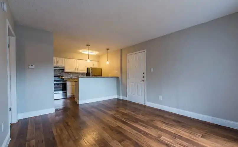 Rental by Apartment Wolf | Hadley at Bellmar | 10640 Steppington Dr, Dallas, TX 75230 | apartmentwolf.com