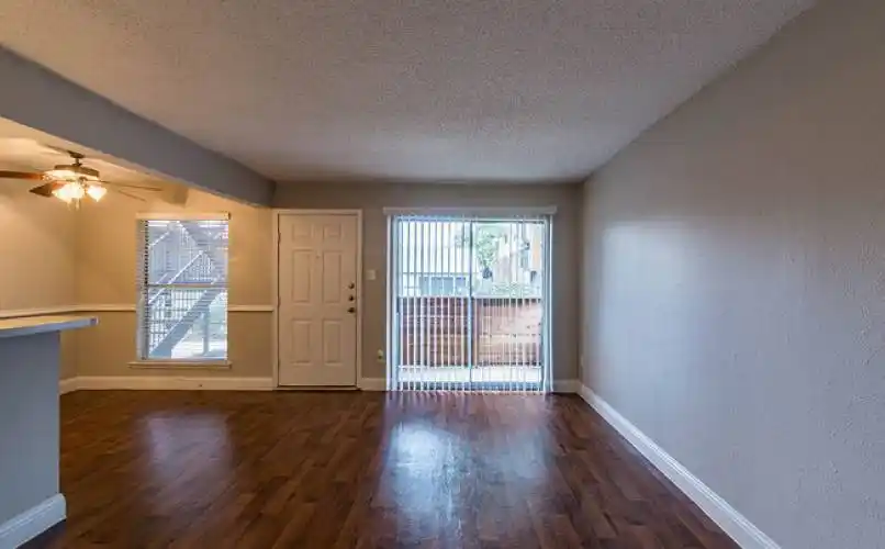 Rental by Apartment Wolf | Hadley at Bellmar | 10640 Steppington Dr, Dallas, TX 75230 | apartmentwolf.com