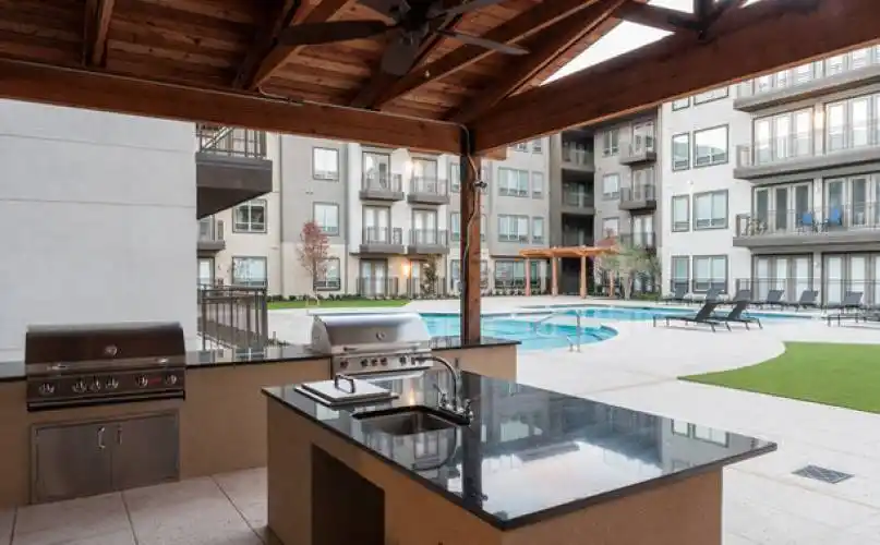 Rental by Apartment Wolf | Park 5940 MD | 5940 Forest Park Rd, Dallas, TX 75235 | apartmentwolf.com