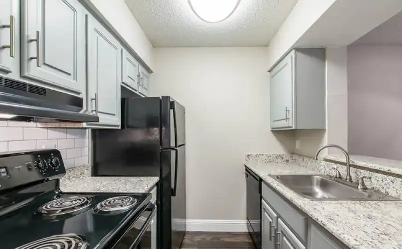 Rental by Apartment Wolf | Riverfalls @ Bellmar | 10570 Stone Canyon Rd, Dallas, TX 75230 | apartmentwolf.com